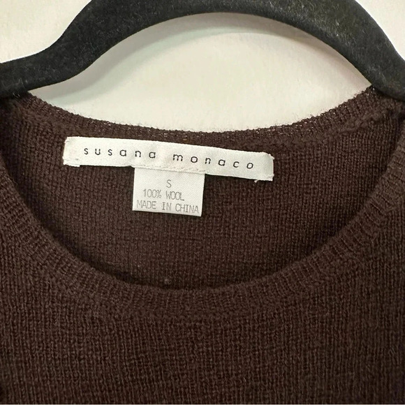 Susana Monaco Women's Half Sleeve Brown 100% Wool Button Detail Top Sz S GUC - Picture 4 of 7